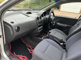 /photos/12127/92374006-6386-4740-bf40-6ad37f755936_i320x240.jpg