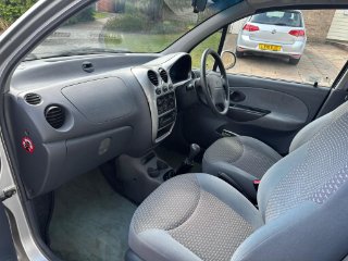 /photos/12127/dfb0be9e-db10-48db-9f44-f0fd77fd50c1_i320x240.jpg